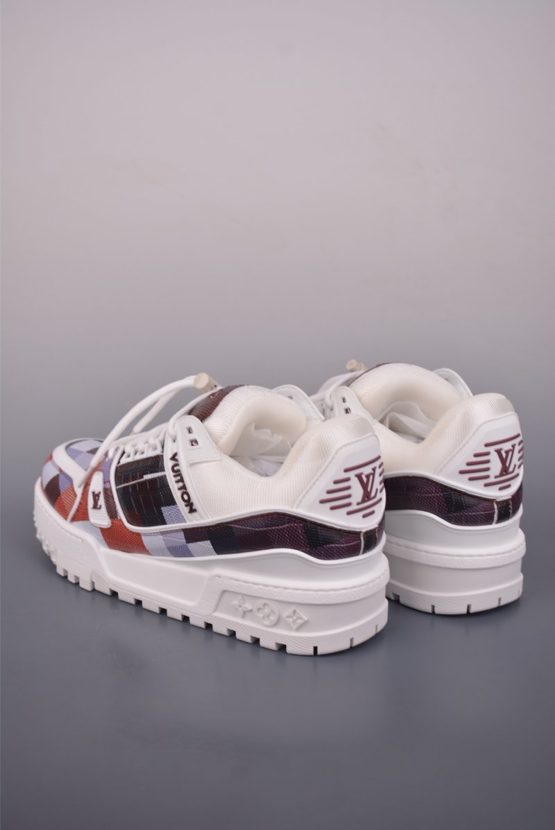 Louis Vuitton Trainer Maxi view