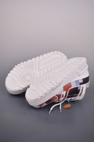 Louis Vuitton Trainer Maxi view 3