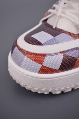 Louis Vuitton Trainer Maxi view 6