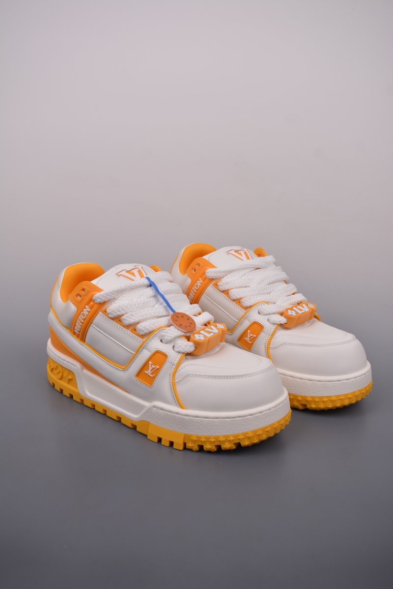 Louis Vuitton Trainer Maxi view