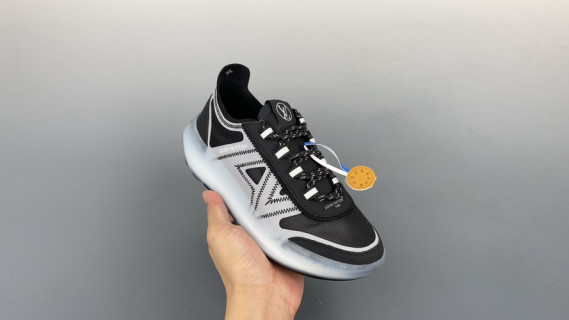 Louis Vuitton Trainer Skate Sneaker Low view 10