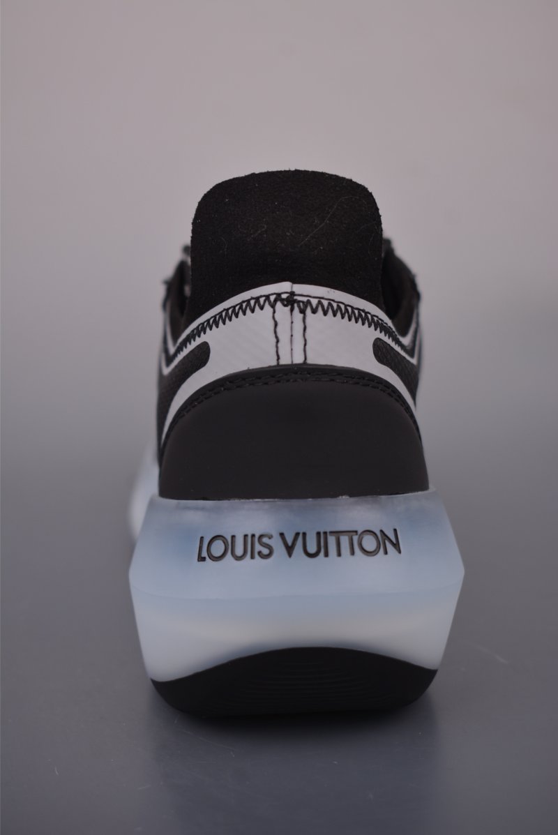Louis Vuitton Trainer Skate Sneaker Low view