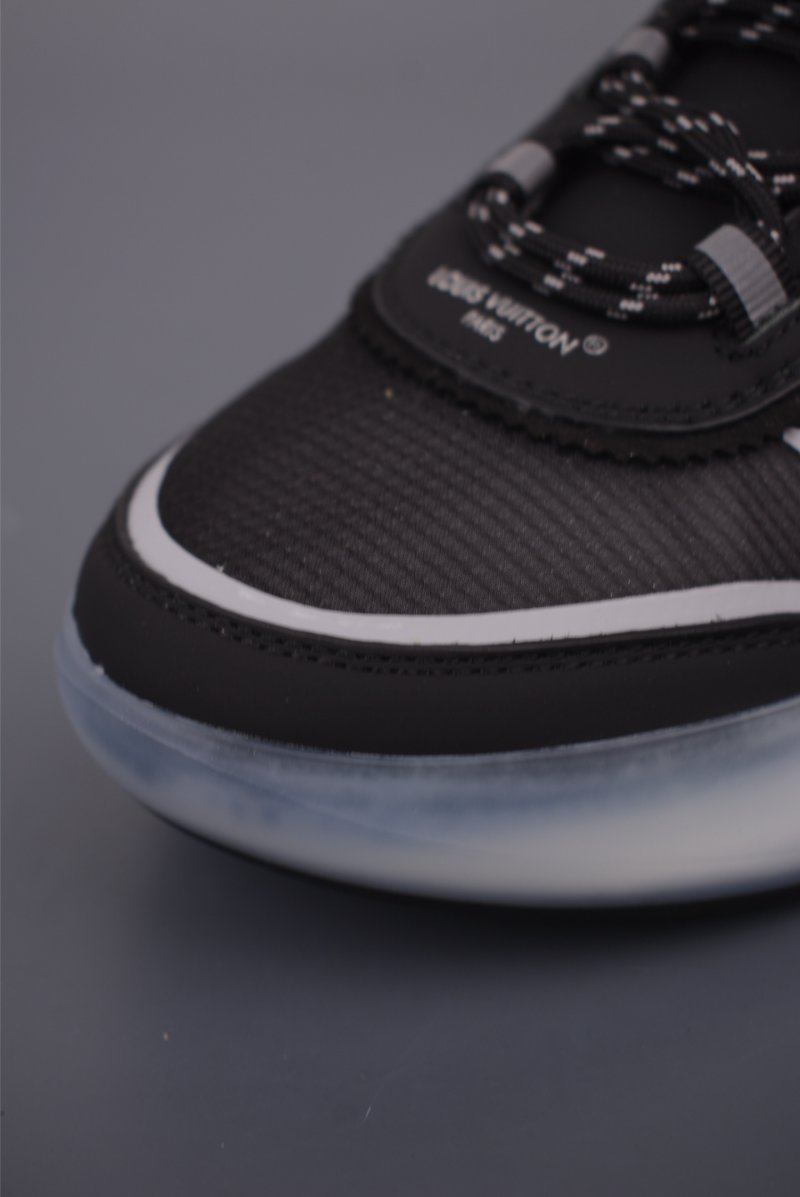 Louis Vuitton Trainer Skate Sneaker Low view