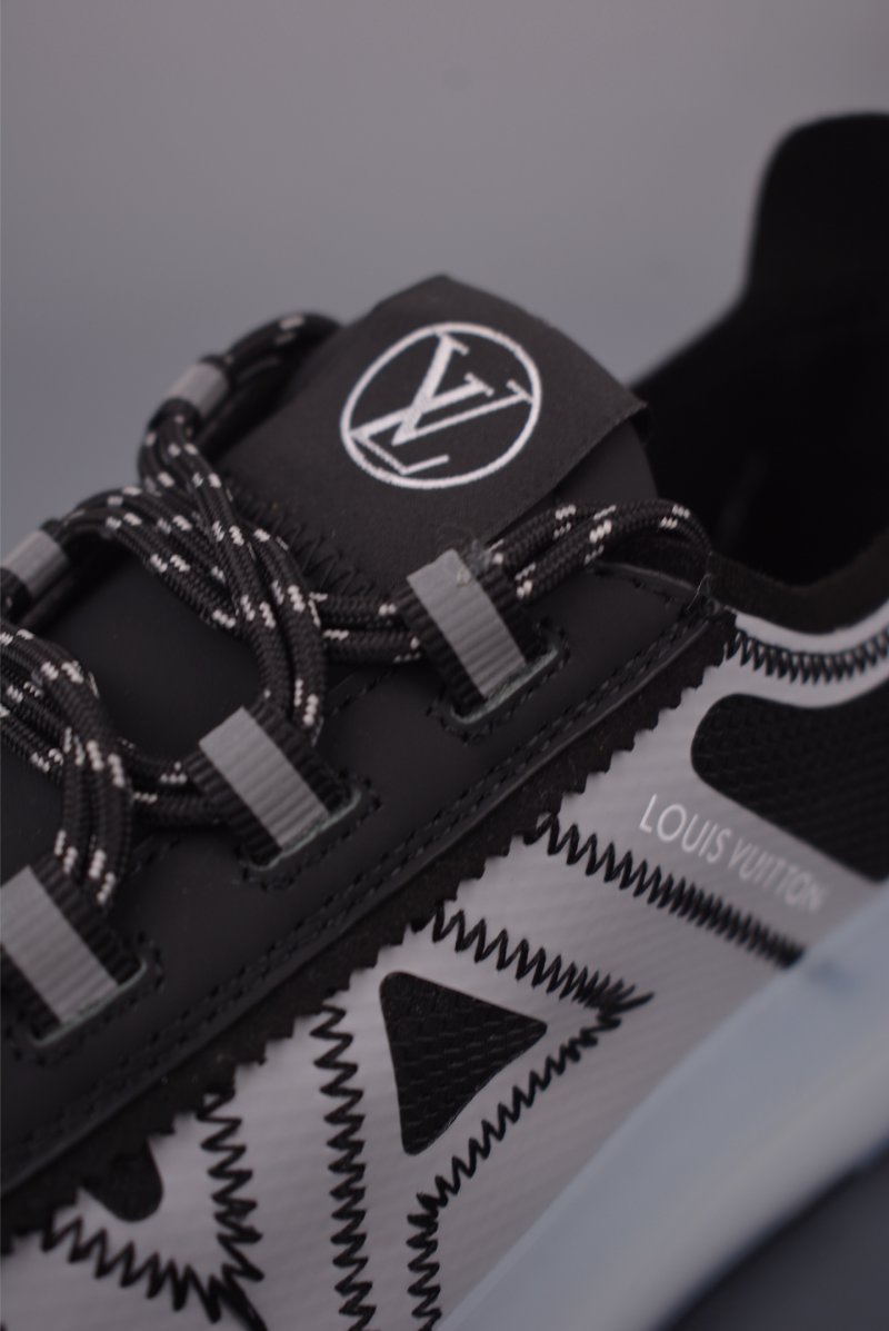Louis Vuitton Trainer Skate Sneaker Low view