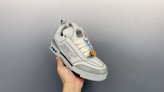 Louis Vuitton Trainer Skate Sneaker Low view 11