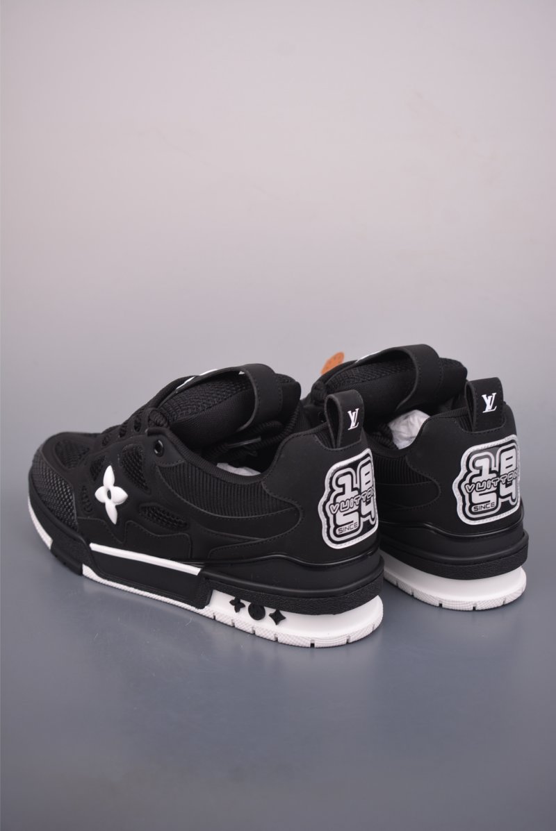 Louis Vuitton Trainer Skate Sneaker Low view