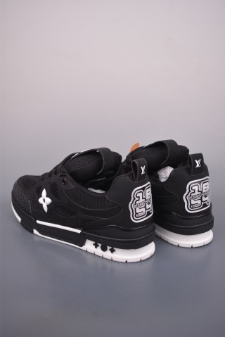 Louis Vuitton Trainer Skate Sneaker Low view 13