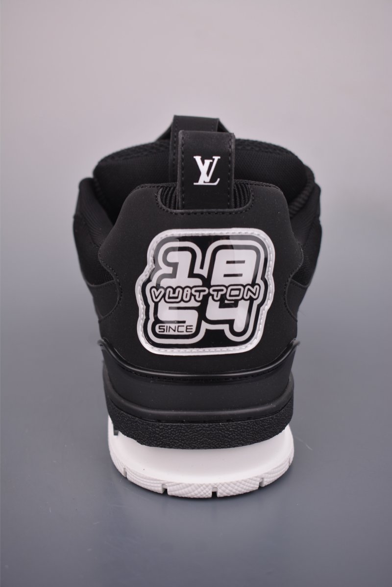 Louis Vuitton Trainer Skate Sneaker Low view
