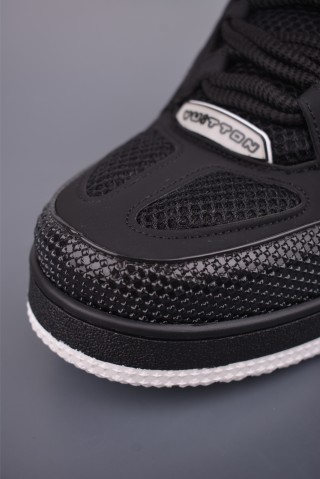 Louis Vuitton Trainer Skate Sneaker Low view 17