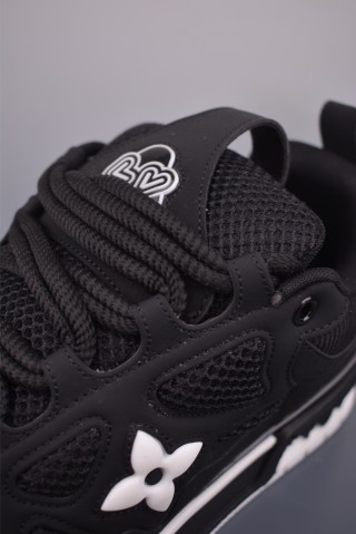 Louis Vuitton Trainer Skate Sneaker Low view 18