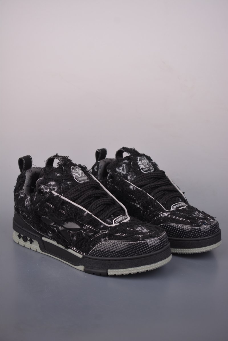 Louis Vuitton Trainer Skate Sneaker Low view