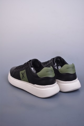 Louis Vuitton Trainer Sneaker Low 3D view 2