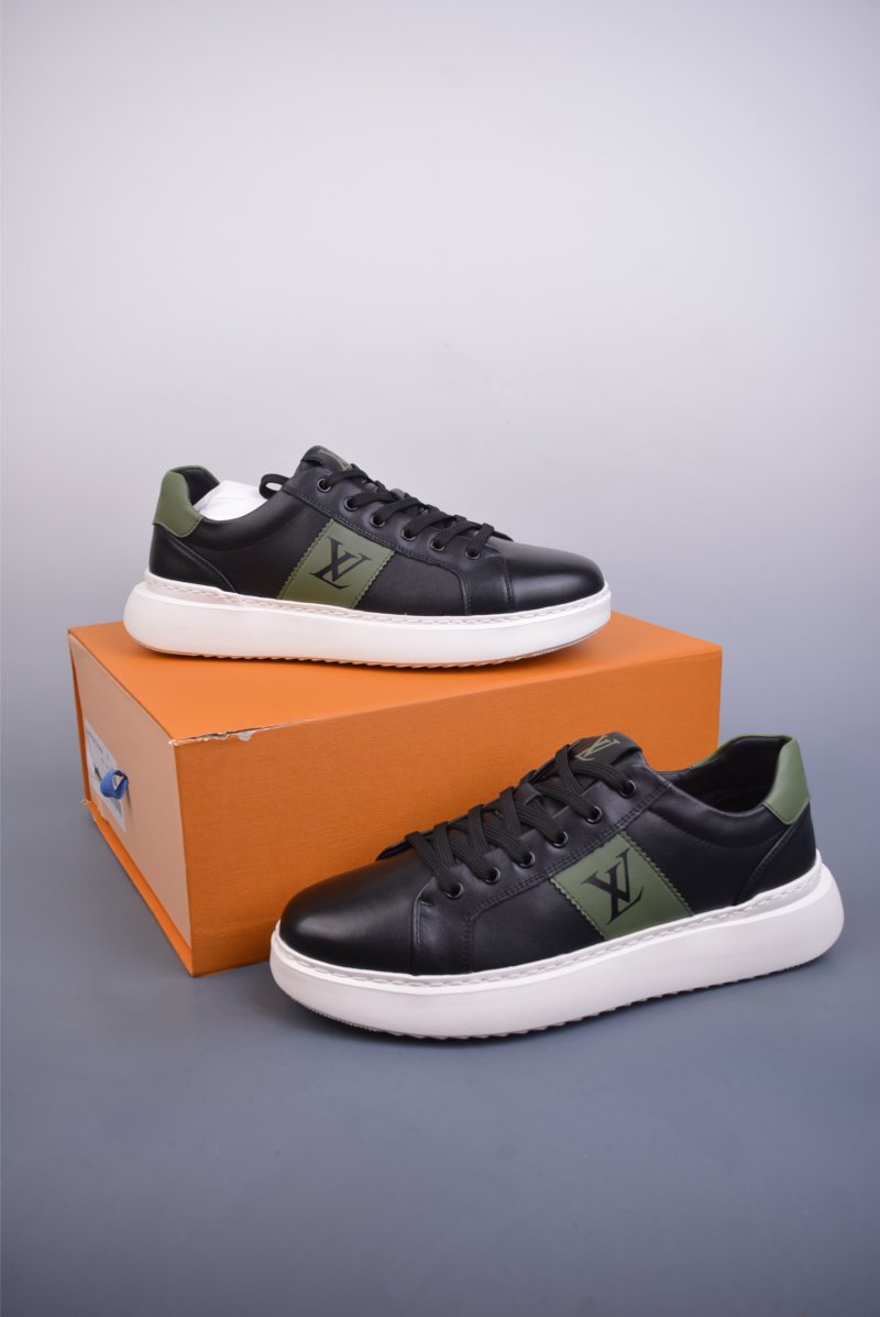 Louis Vuitton Trainer Sneaker Low 3D view