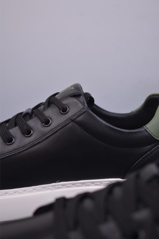 Louis Vuitton Trainer Sneaker Low 3D view 8
