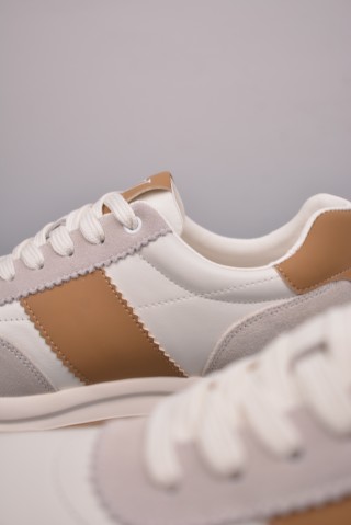 Louis Vuitton Trainer Sneaker Low 3D view 17