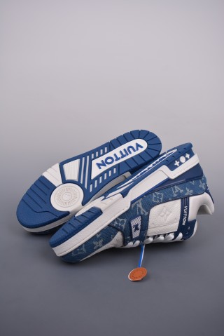 Louis Vuitton Trainer Sneaker Low LV view 12