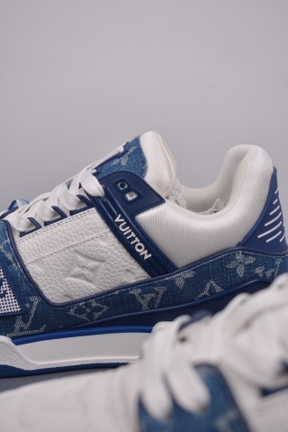 Louis Vuitton Trainer Sneaker Low LV view 17
