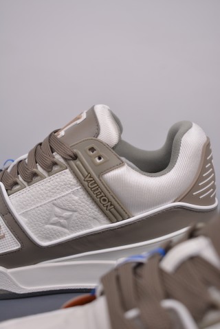 Louis Vuitton Trainer Sneaker Low LV view 26