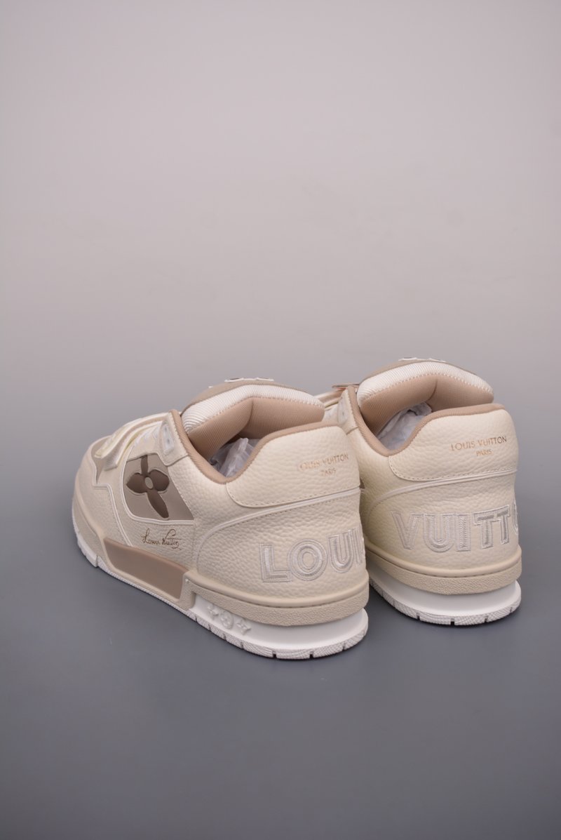 Louis Vuitton Trainer Sneaker Low Monogram view
