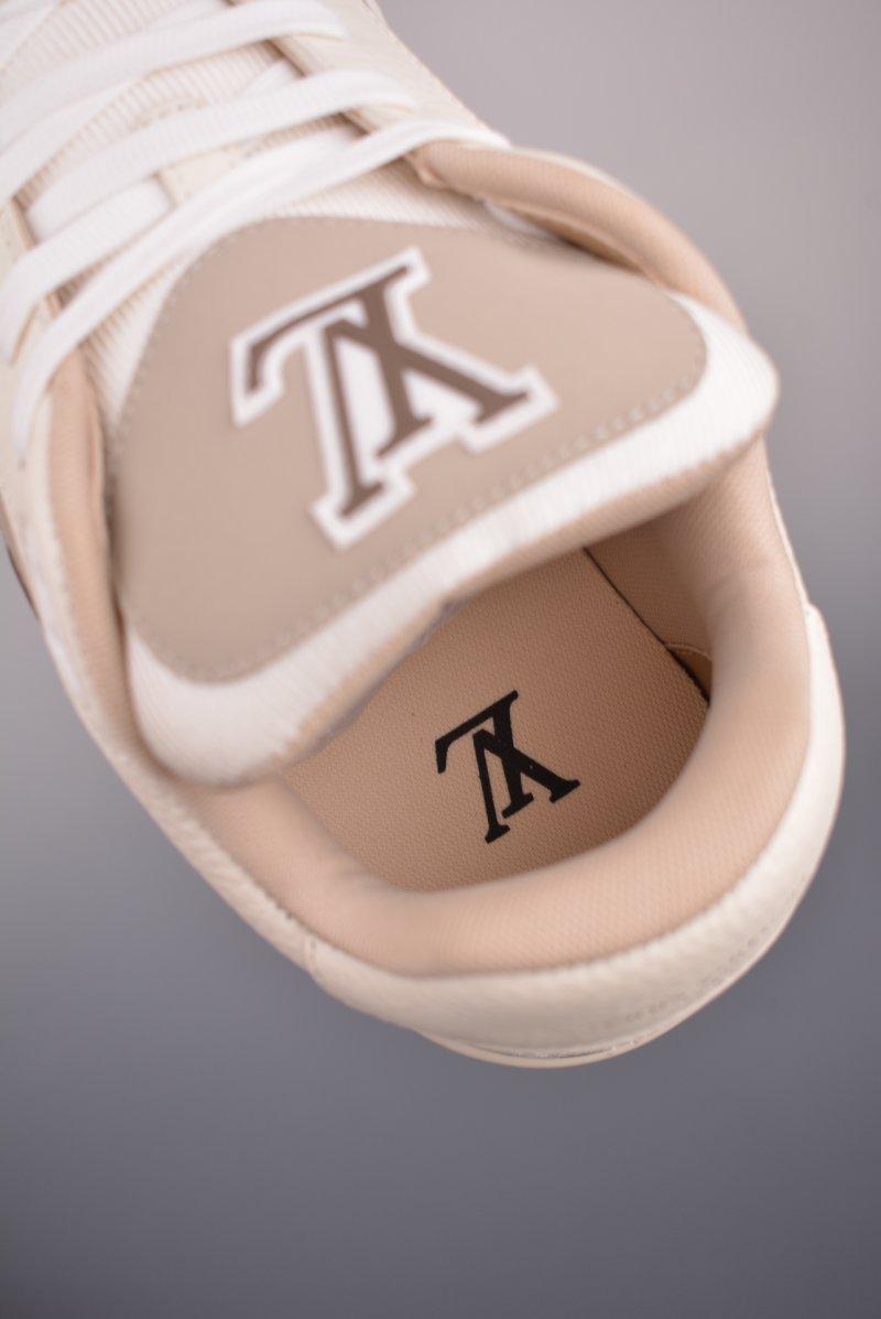 Louis Vuitton Trainer Sneaker Low Monogram view