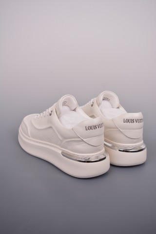 Louis Vuitton Trainer Sneaker 23SS view 2