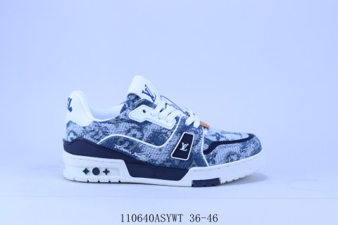Louis Vuitton Trainer Sneaker Low view 28