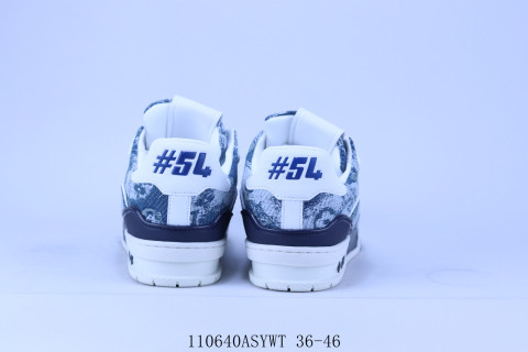 Louis Vuitton Trainer Sneaker Low view 30