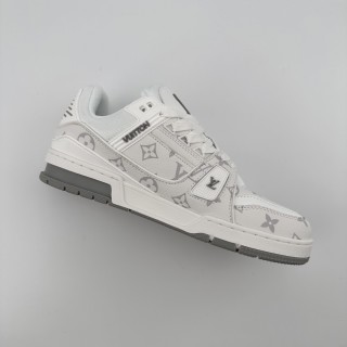 Louis Vuitton LV Trainer Sneaker Low view 2