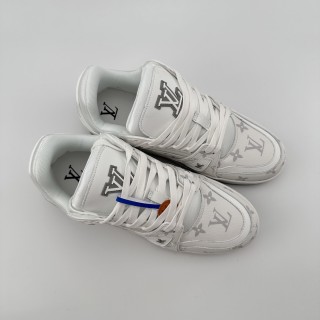 Louis Vuitton LV Trainer Sneaker Low view 9