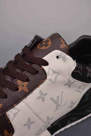Louis Vuitton LV Trainer Sneaker Run Away 'Black / White / Grey / Brown' view 7