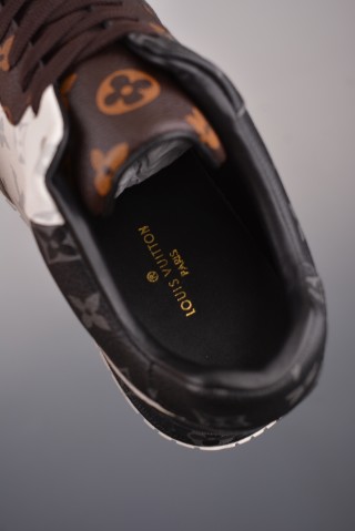 Louis Vuitton LV Trainer Sneaker Run Away 'Black / White / Grey / Brown' view 9