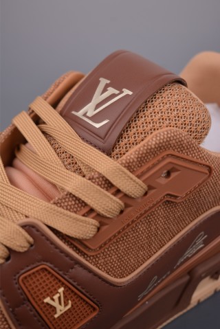 Louis Vuitton LV Trainer view 7