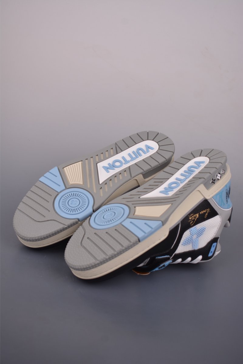 Louis Vuitton LV Trainer view