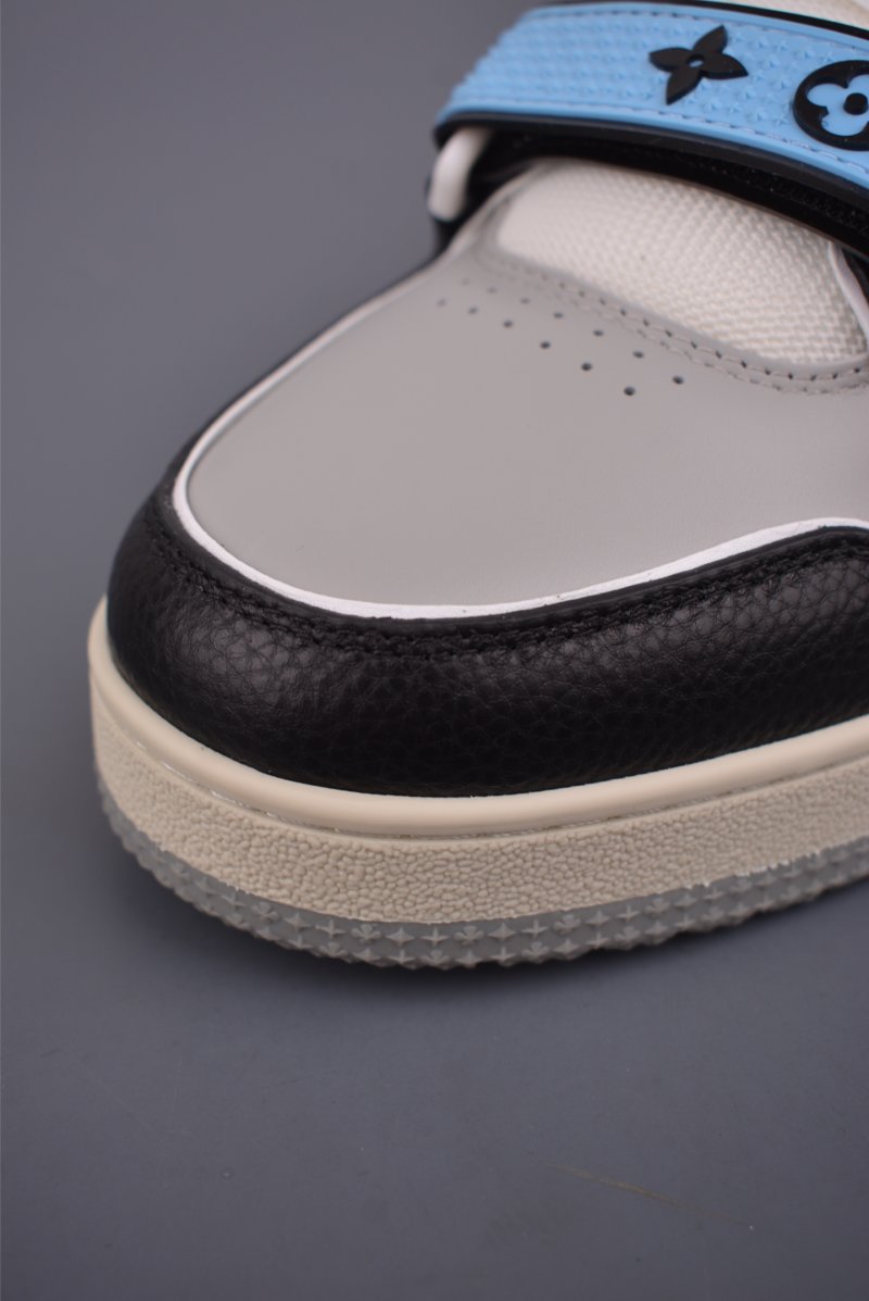 Louis Vuitton LV Trainer view