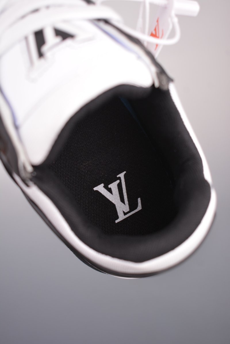 Louis Vuitton Trainer Maxi view