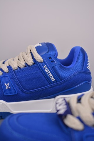 Louis Vuitton Trainer Maxi 'Red' view 8