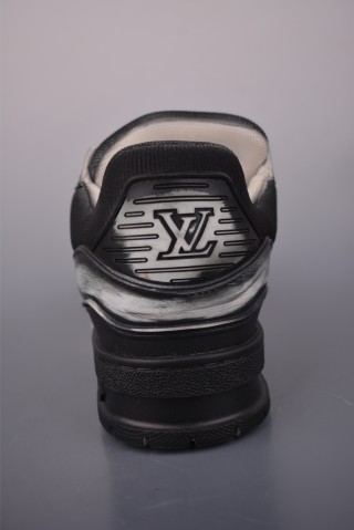 Tyler x Louis Vuitton LV Trainer view 22