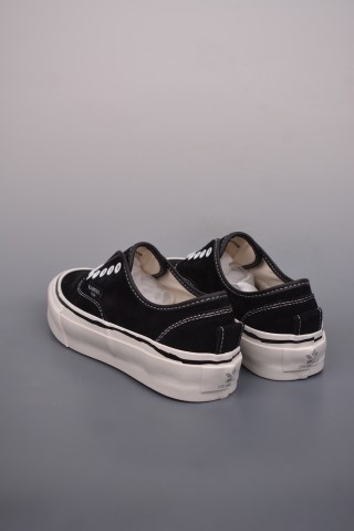 MMY Madness x Mihara Yasuhiro Vulcanize Sneaker 'Black' view 2