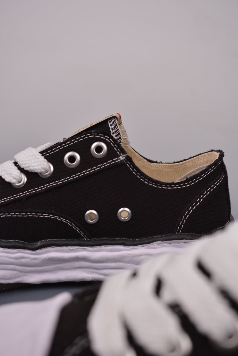 MMY Maison Mihara Yasuhiro Wayne Original Sole Low view