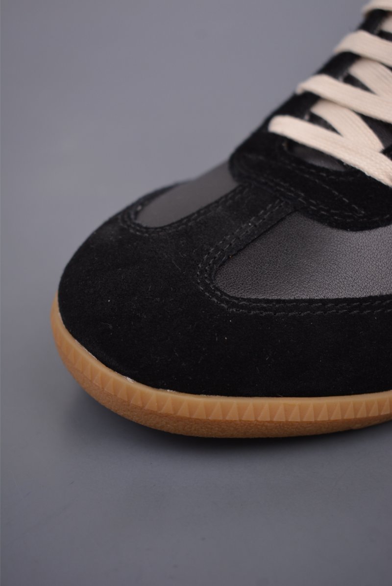 Maison Margiela Classic Replica Leather Low 'White / Red' view