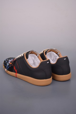 Maison Margiela Replica 'Black' view 2