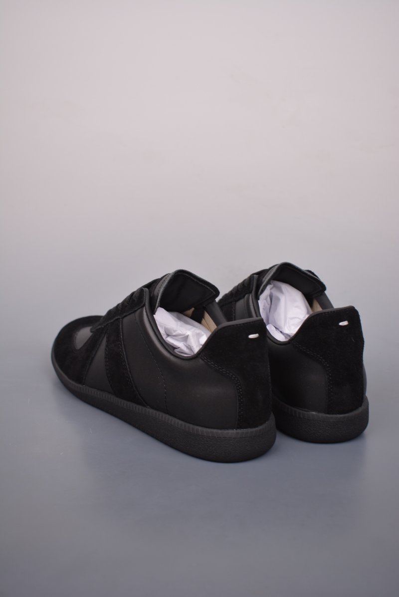 Maison Margiela MM6 T view