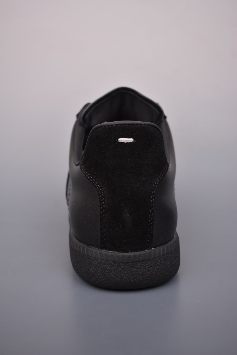 Maison Margiela MM6 T view