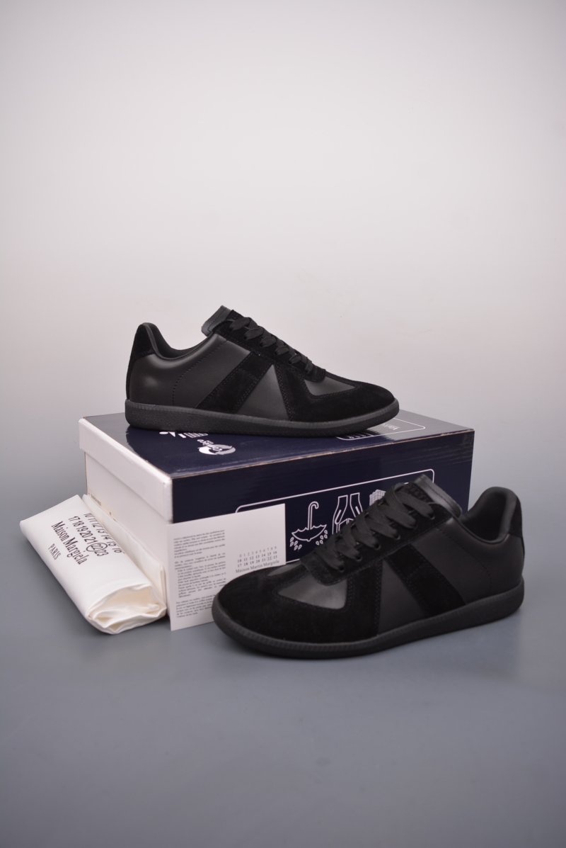 Maison Margiela MM6 T view