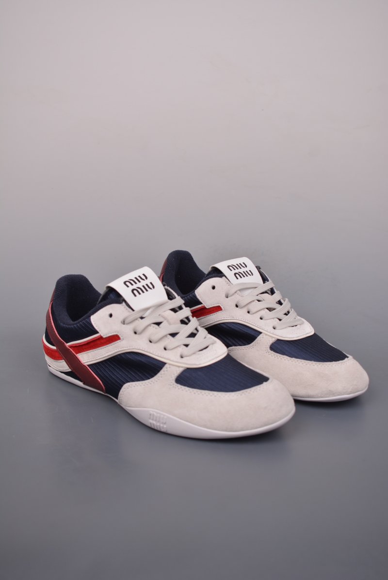 Miu Miu Bellalily 'White / Red' view