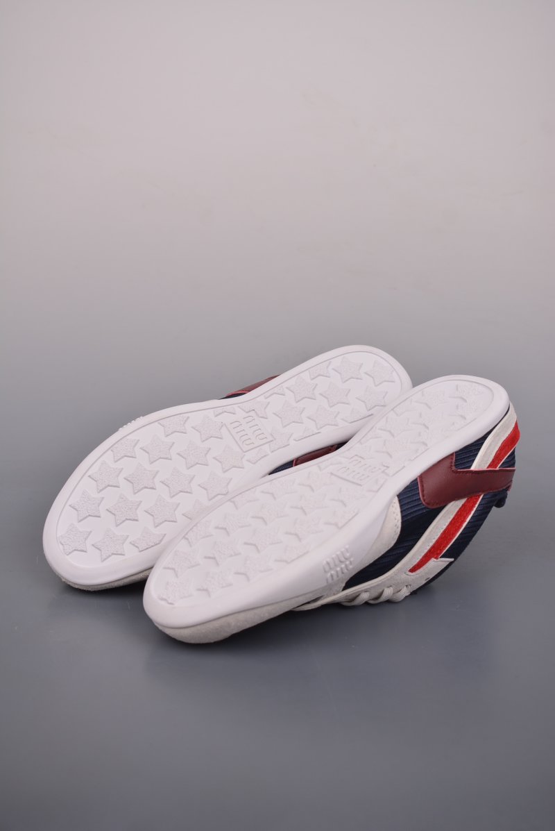 Miu Miu Bellalily 'White / Red' view