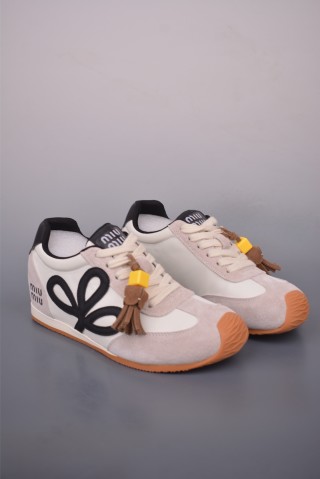 Miu Miu Sko A/S 'White / Red' view 1