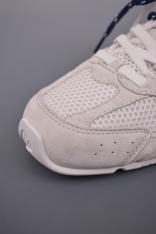 Miu Miu x New Balance 530 view 6