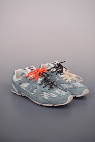 Miu Miu x New Balance 530 view 1