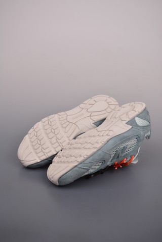 Miu Miu x New Balance 530 view 3